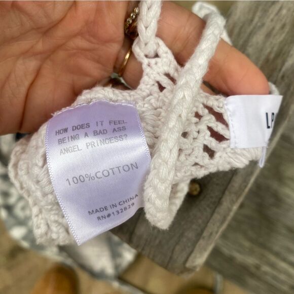 L.P.A. Gretchen Crochet Top size small - Picture 7 of 8